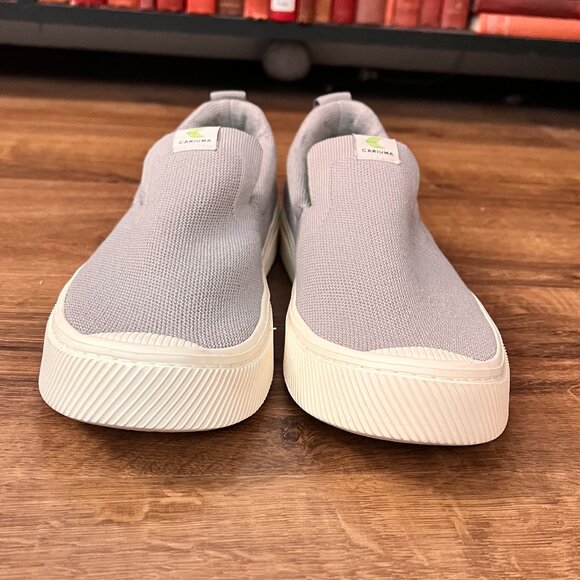 Cariuma Grey Knit Slip On Sneaker Sz M 10.5/ W 12 - Picture 3 of 12